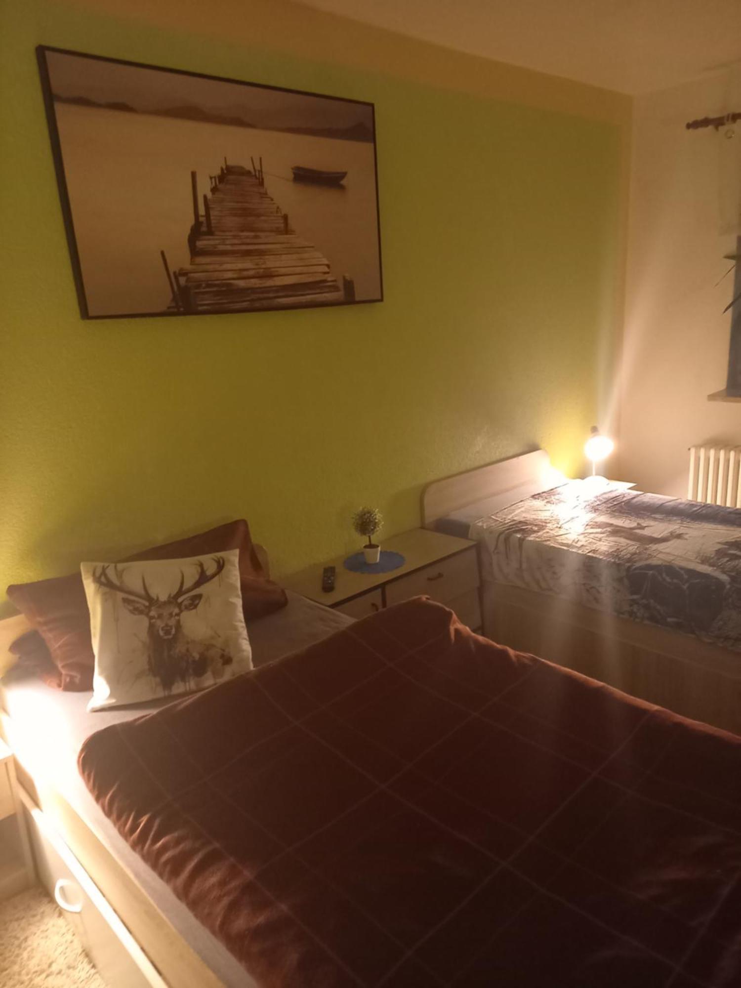 Fehrenbach Monteur- Und Ferienwohnung Waldrauschen מראה חיצוני תמונה